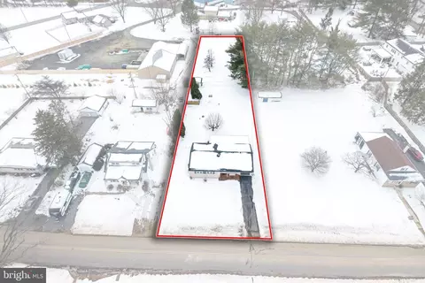 View/Area - 129 Old State Rd, Reading, PA 19606 photo 2 of 6