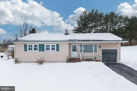 Exterior - 129 Old State Rd, Reading, PA 19606 photo 2 of 6