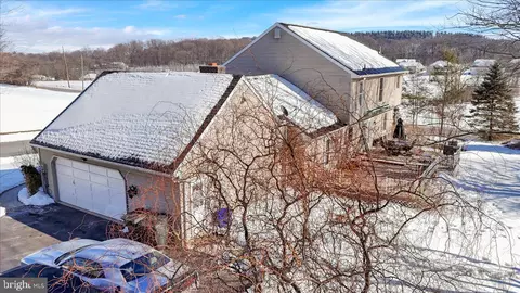View/Area - 267 New Castle Dr, Reading, PA 19607 photo 1 of 4