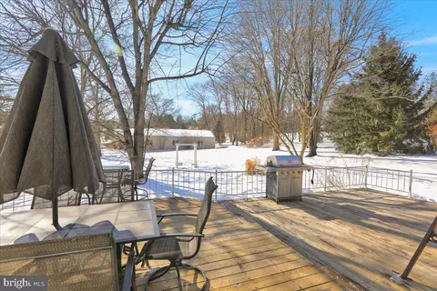 Exterior - 267 New Castle Dr, Reading, PA 19607 photo 4 of 4