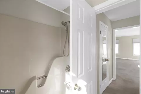 Entry Way - 267 New Castle Dr, Reading, PA 19607 photo 5 of 7