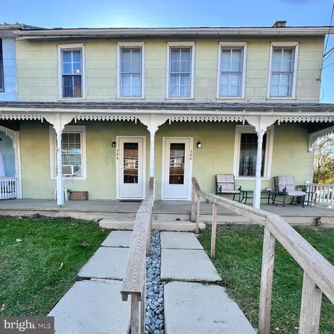 344346 Chestnut St, Mertztown, PA 19539