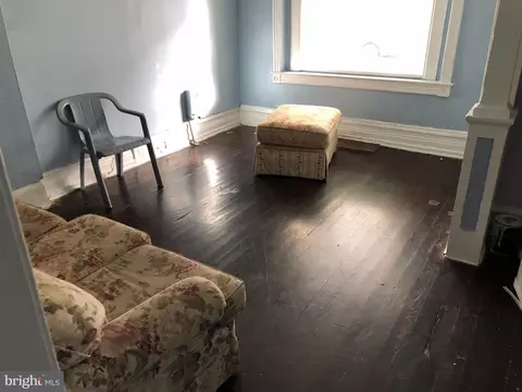 Living - 418 Schuylkill Ave, Reading, PA 19601 photo 1 of 2