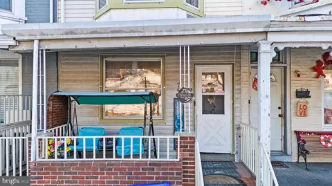 704 N 13th St, Reading, PA 19604