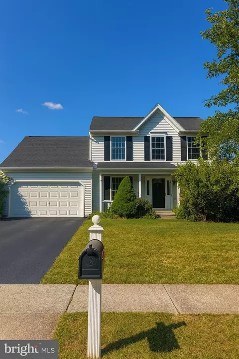 20 Mellowbrook Dr, Reading, PA 19608
