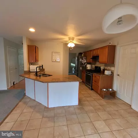 Kitchen - 20 Mellowbrook Dr, Reading, PA 19608 photo 3 of 3