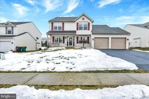 2508 John Henry Dr, Reading, PA 19608