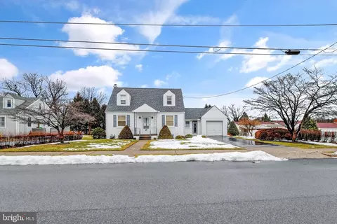 Exterior - 825 Bellefonte Ave, Reading, PA 19607 photo 6 of 7