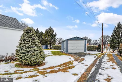 Exterior - 825 Bellefonte Ave, Reading, PA 19607 photo 3 of 7