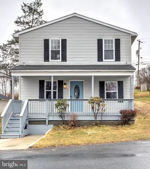 5 Edgewood Ave, Temple, PA 19560