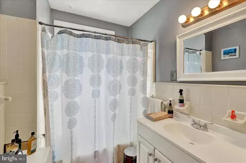 564 Marshall Ave, Reading, PA 19606 photo 13