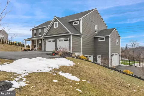 120 Great Bend Way, Reading, PA 19608 photo 4