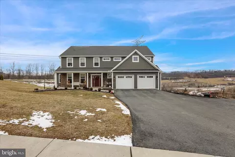 120 Great Bend Way, Reading, PA 19608 photo 2