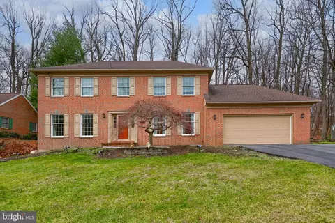 514 Arrowhead Trl, Sinking Spring, PA 19608