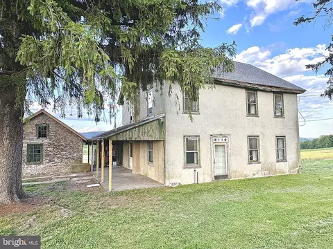 Exterior - 133 Hunter Rd, Oley, PA 19547 photo 2 of 6