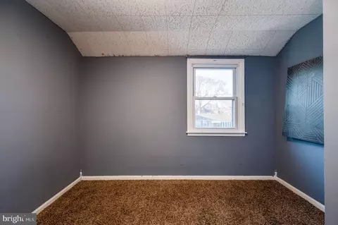 Bedroom - 218 Mayberry Ave, Reading, PA 19605 photo 7 of 8