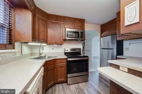 Kitchen - 218 Mayberry Ave, Reading, PA 19605 photo 3 of 7