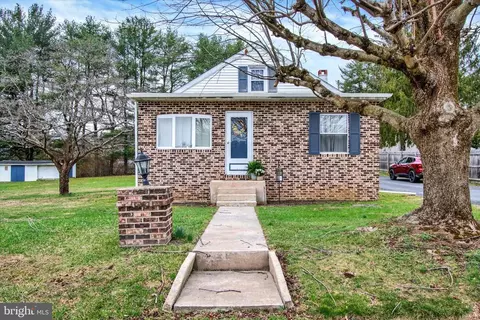 Exterior - 121 Old State Rd, Reading, PA 19606 photo 6 of 6