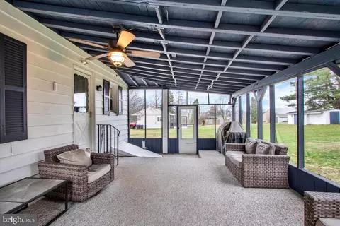 Exterior - 121 Old State Rd, Reading, PA 19606 photo 1 of 6