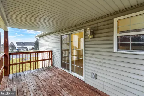 Exterior - 20 Charlemont Ct, Reading, PA 19607 photo 5 of 7