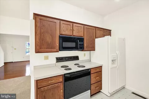 Kitchen - 20 Charlemont Ct, Reading, PA 19607 photo 3 of 3