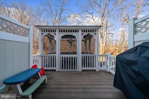 Exterior - 64 Sugar Maple Rd, Barto, PA 19504 photo 3 of 4