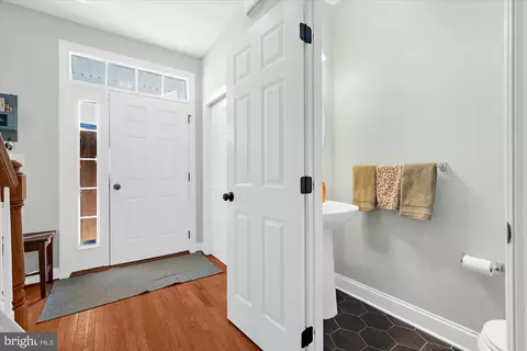 Entry Way - 64 Sugar Maple Rd, Barto, PA 19504 photo 2 of 6