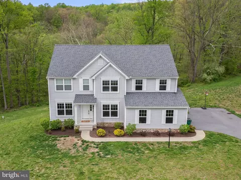 252 Oak Grove Rd, Morgantown, PA 19543