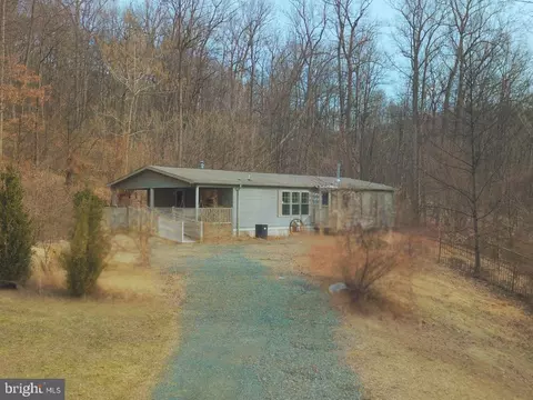 41 Spring Rd, Boyertown, PA 19512