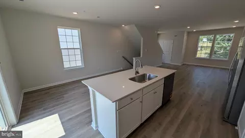 572 Swamp Creek Rd, Bechtelsville, PA 19505
