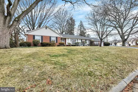 Exterior - 2601 Reading Blvd, West Lawn, PA 19609 photo 4 of 9