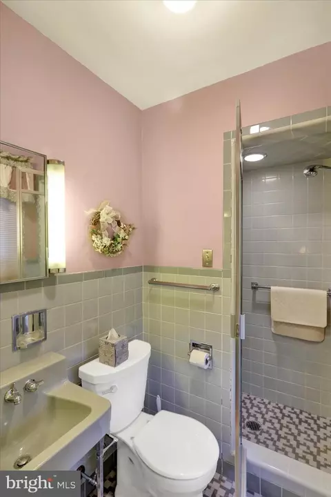Bath - 2601 Reading Blvd, West Lawn, PA 19609 photo 5 of 5