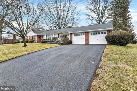 Exterior - 2601 Reading Blvd, West Lawn, PA 19609 photo 5 of 9