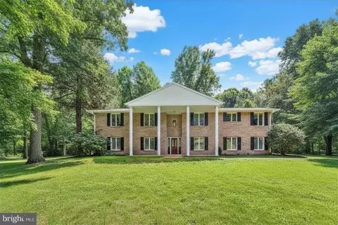 49 Fawn Dr, Reading, PA 19607