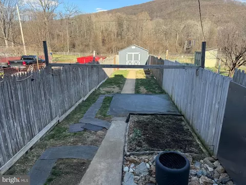 Exterior - 355 Hazel St, Reading, PA 19611 photo 3 of 3