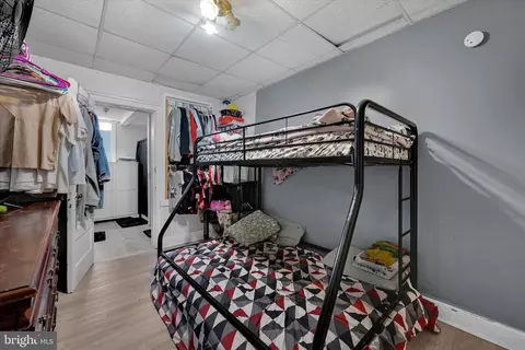 Bedroom - 431 Cedar St, Reading, PA 19601 photo 3 of 8
