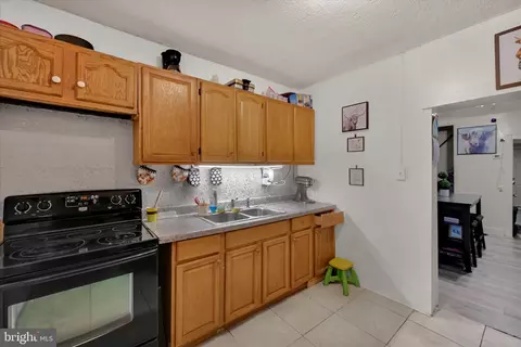 Kitchen - 431 Cedar St, Reading, PA 19601 photo 1 of 2