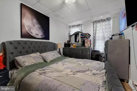 Bedroom - 431 Cedar St, Reading, PA 19601 photo 1 of 8