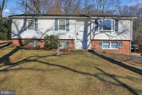 Exterior - 165 Wanner Rd, Reading, PA 19606 photo 1 of 3