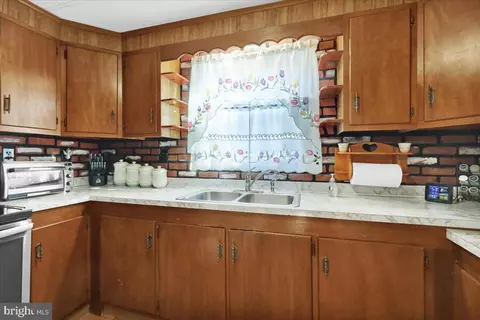 Kitchen - 165 Wanner Rd, Reading, PA 19606 photo 1 of 2