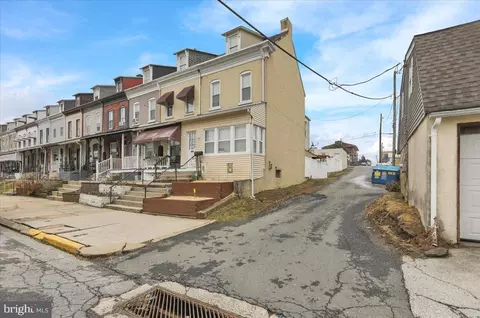 646 Fern Ave, Reading, PA 19611