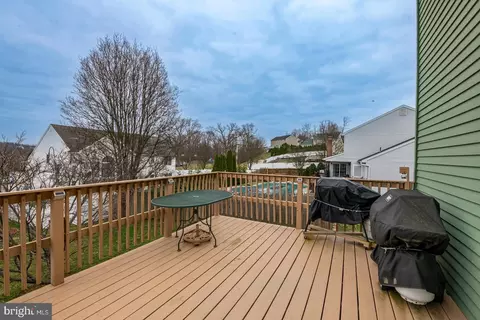 3 Estates Dr, Reading, PA 19606 photo 5