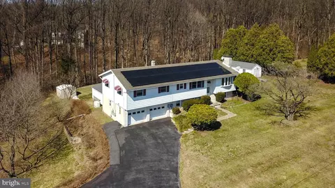 145 Pennypacker Rd, Mohnton, PA 19540