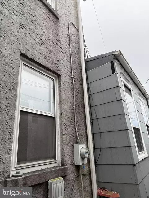 538 Moss St, Reading, PA 19604 photo 4
