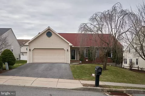 1018 Bowman St, Reading, PA 19605