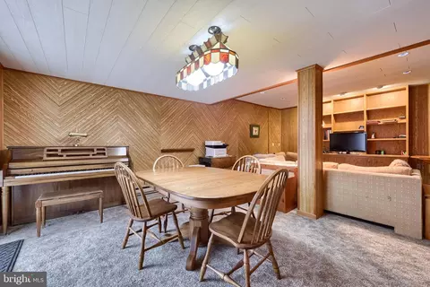 Dining - 34 Eagle Ln, Reading, PA 19607 photo 4 of 6