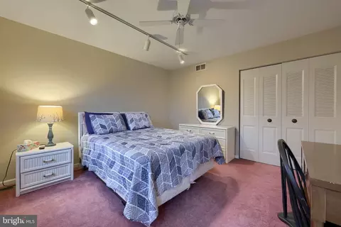 Bedroom - 34 Eagle Ln, Reading, PA 19607 photo 3 of 6