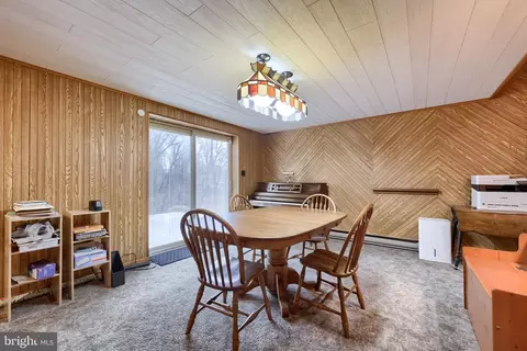Dining - 34 Eagle Ln, Reading, PA 19607 photo 3 of 6
