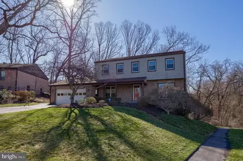 Exterior - 34 Eagle Ln, Reading, PA 19607 photo 3 of 9
