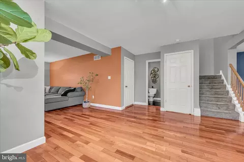 Entry Way - 247 Bainbridge Cir, Reading, PA 19608 photo 4 of 4